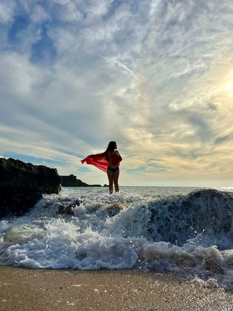 Un piccolo set di foto tra gli scogli non sei curioso di vedermi cos 