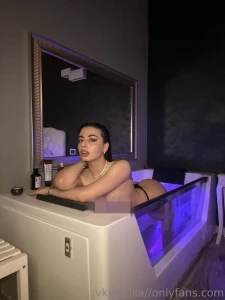 Chi mi conosce bene sa quanto amo essere bagnata in quanti sarebbero