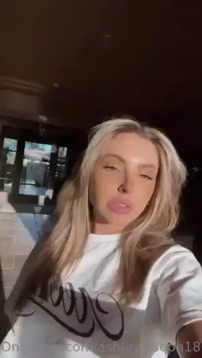 Out here looking every bit of pretty 