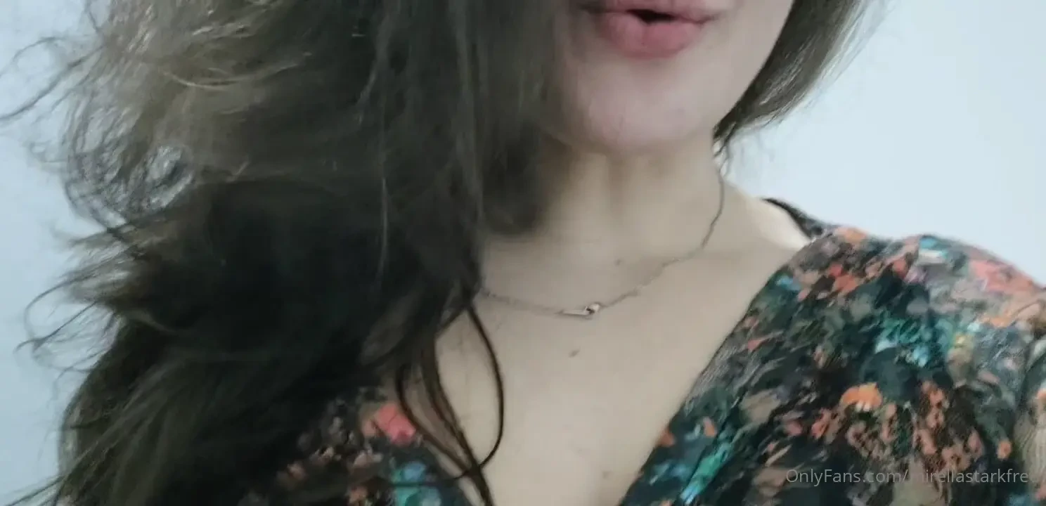 I m always asked about what kinds of clothes i wear irl so here goes 