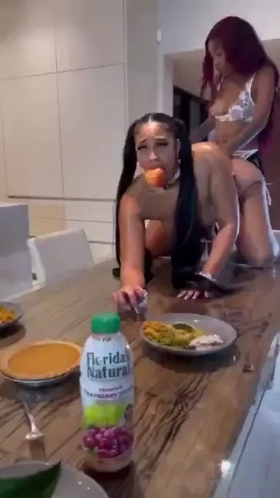 Family dinner fuck 