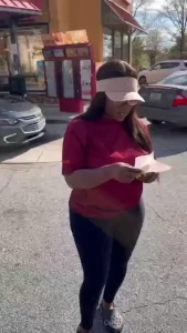 Popeyes pounding a popeyes employee gets fucked part 1