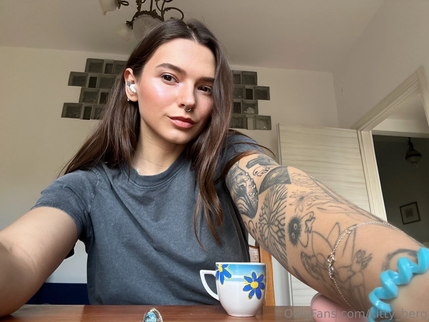 Tea bed and netflix - these are my plans for today part 1 