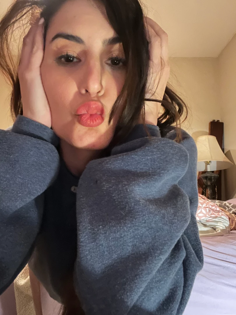 10 gets 5 min private live no porn no i m not talking dirty to you 20 