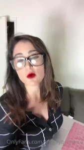 British bridget loves rap here she reads some lyrics from odb tips for