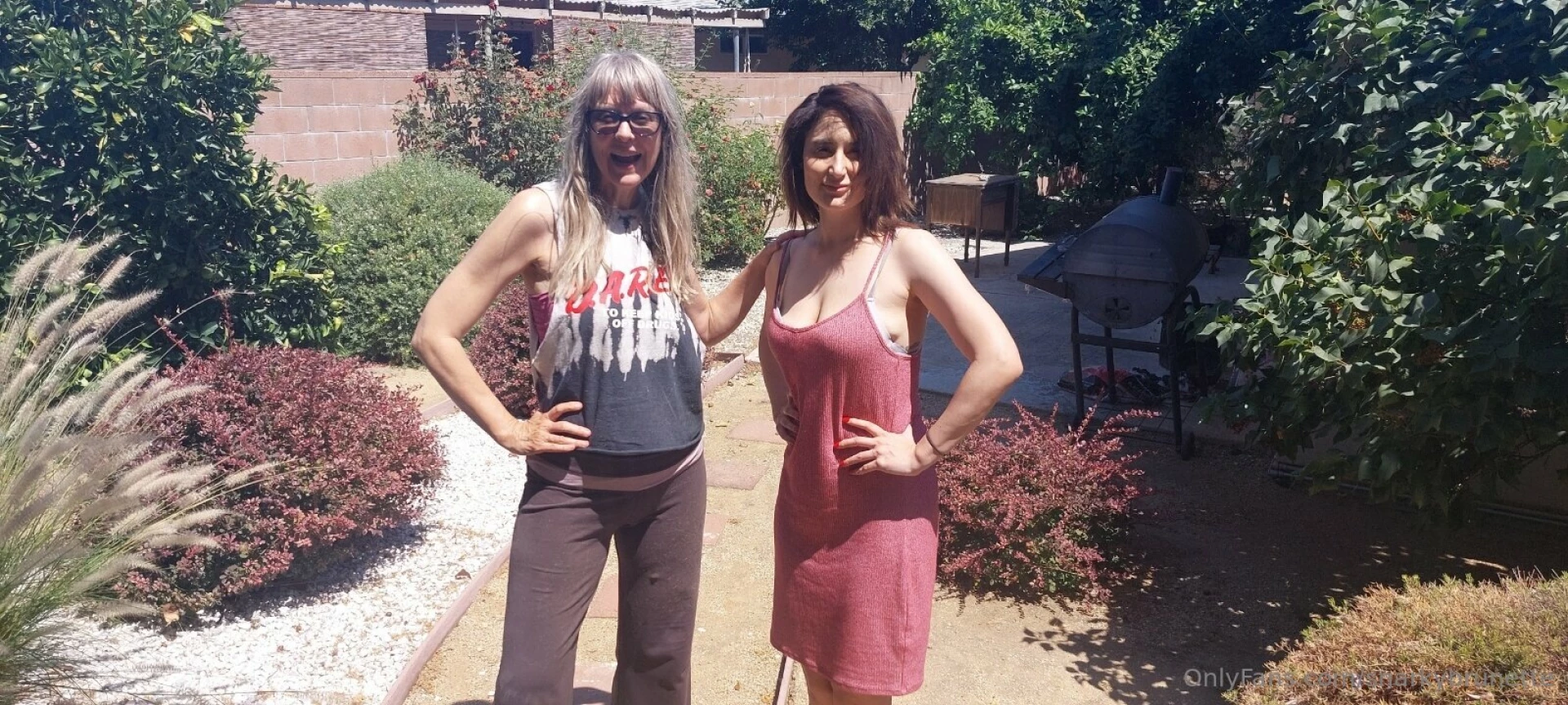 Me amp msjamiefoster shes the funnniest comedian around 