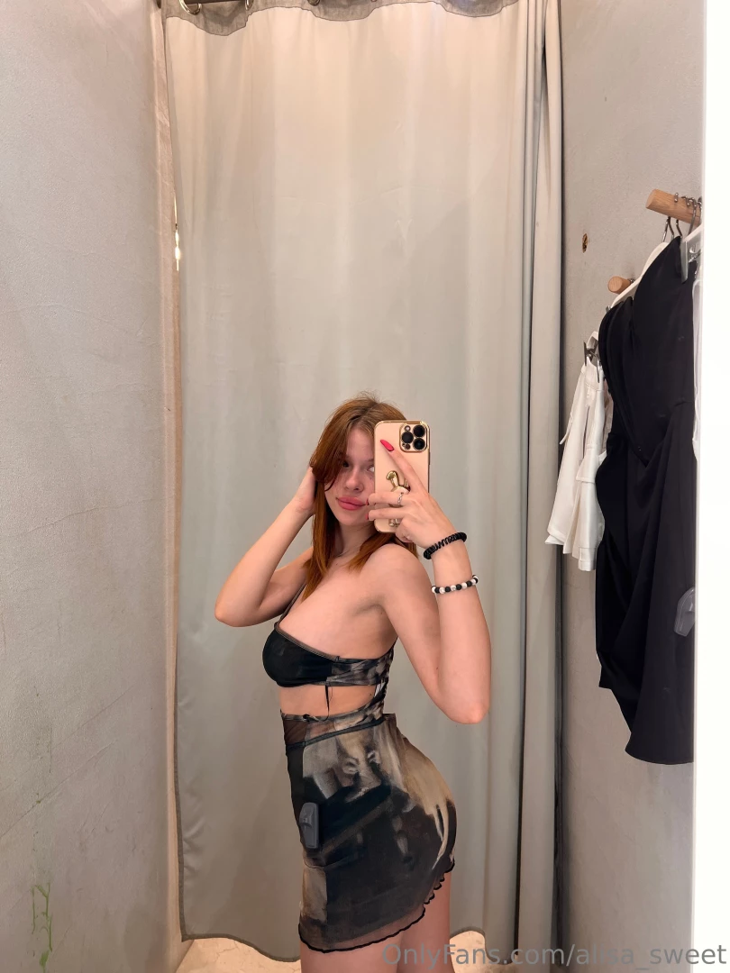 I don t leave the fitting room do you like buying new outfits 