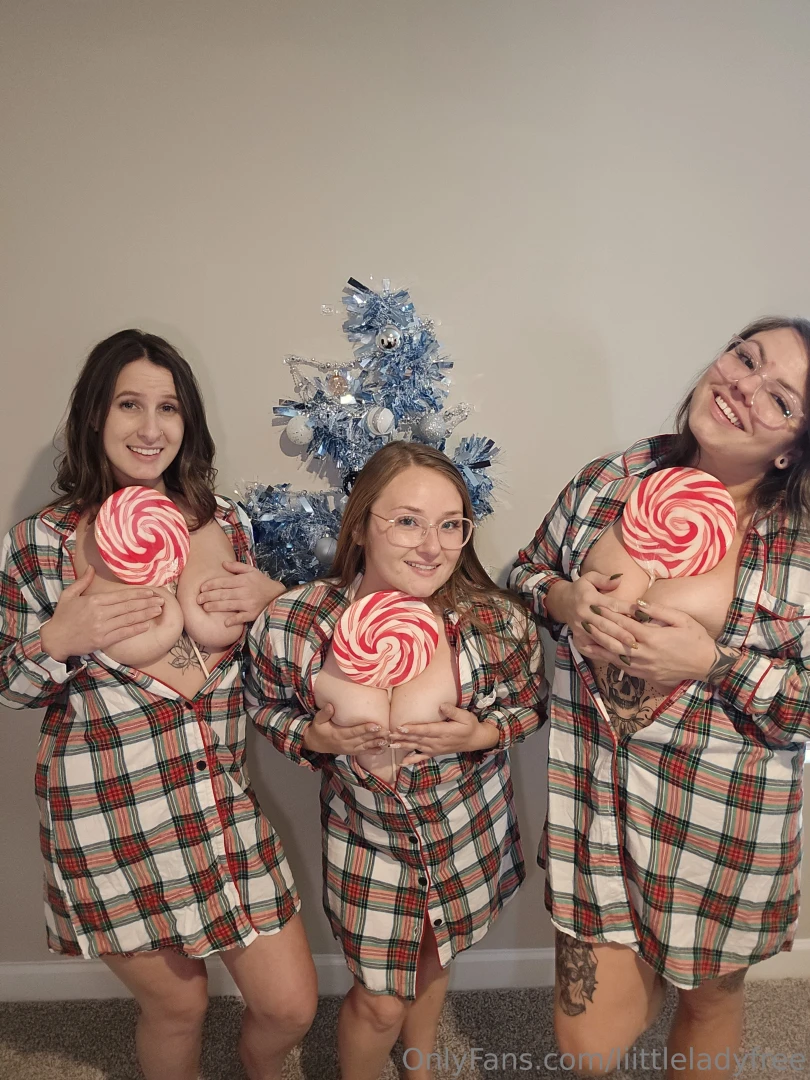 Tell me which one you d lick vblair me alexxxandriaaa 