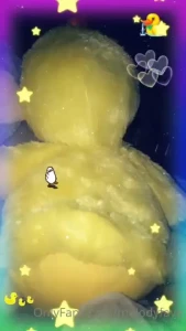 I woke up for no reason and now i can t sleep but look at my duck s