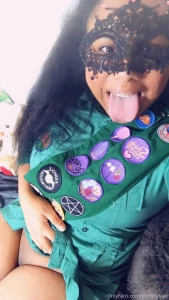 Wanna buy a box of cookies tip 5 for a surprise in your mailbox part 6