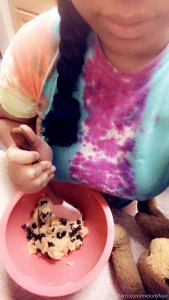 I got flowers that clearly for a fairy and made cookies would you like part 3