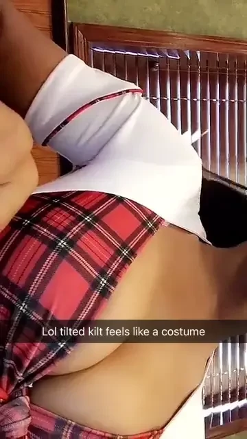 Tilted kilt boobies 