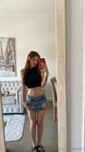 My friend s birthday is coming up and none of us girls have a clue