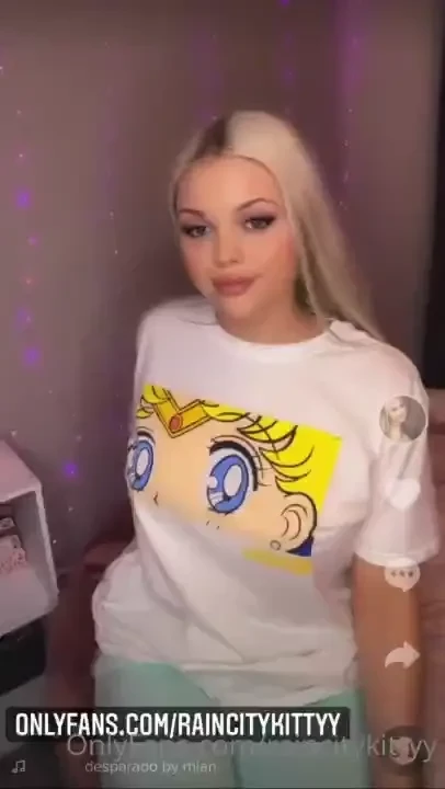 Hit like if you want me to make more naked tiktoks 