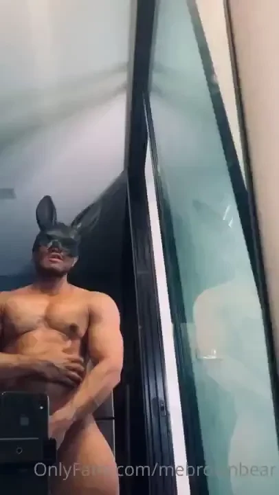 Short clip i m about going to the gym but too horny 