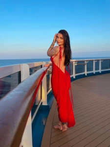 Been mia cause i was in the hospital and now on a cruise be back soon part 1