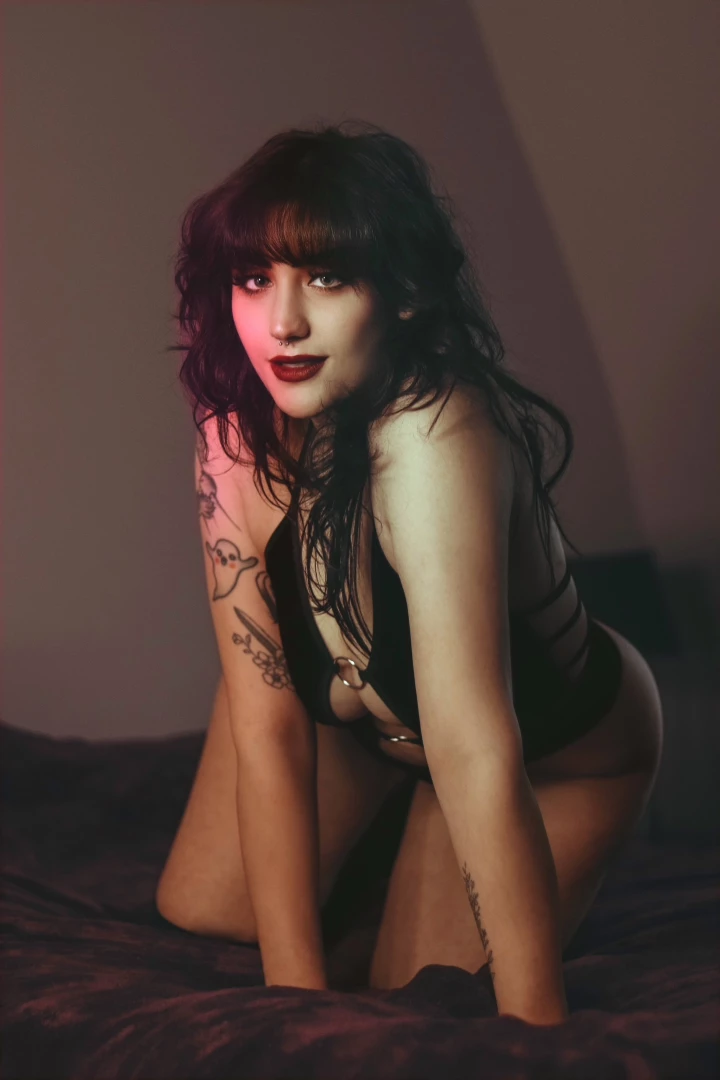Everyone take a moment and sub to my super sexy roomie devilgf imagine part 1 