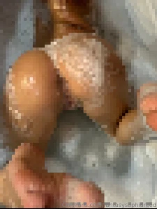 Fucking me in the bathtub was the best idea i have spent the day