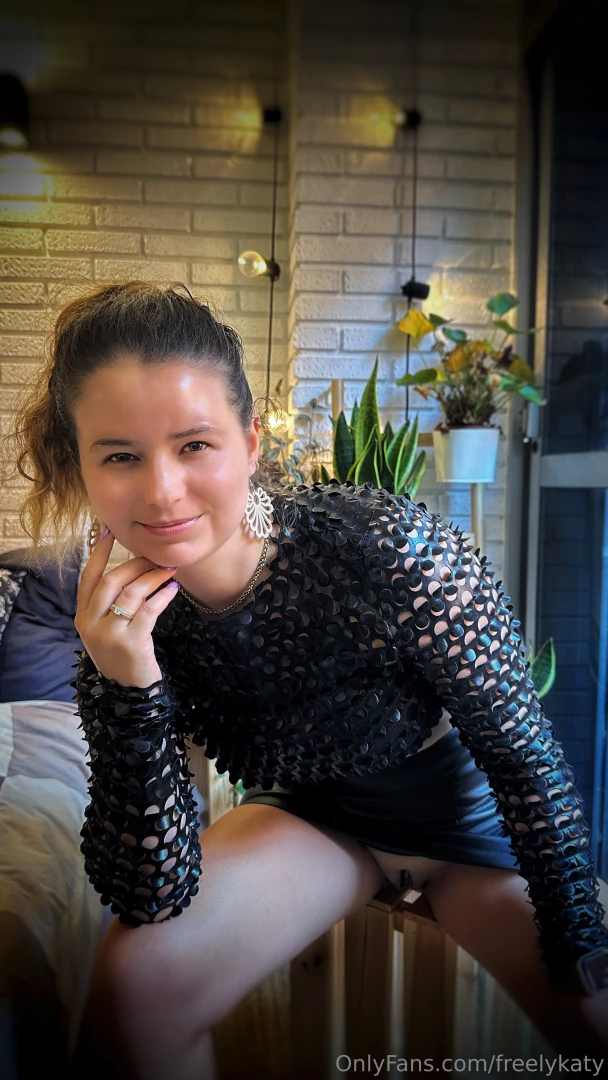 Tell me your favourite pose mine is with my fingers inside me part 5 