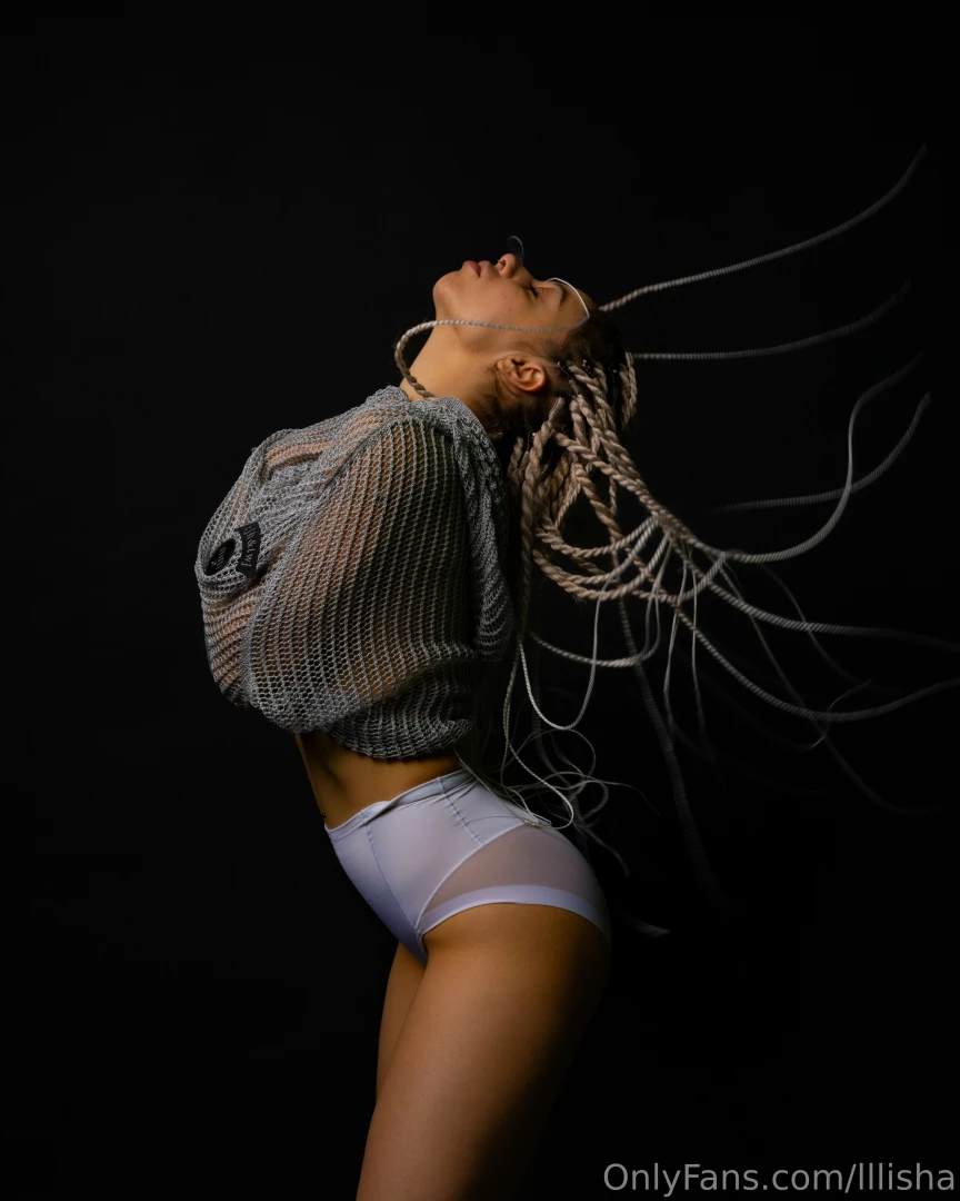 My body must fascinate you are you ready to explore it 