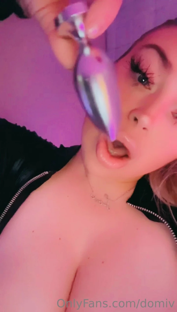 Click renew before 9pm est for tonight s vip free goodie 