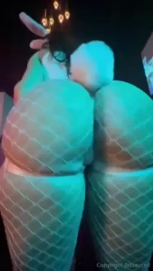 Who s paying attention tip 5 for 200 worth of naughty content