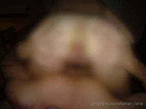 Questa volta konan e tornato in tempo per vedermi chiavare con il suo part 1