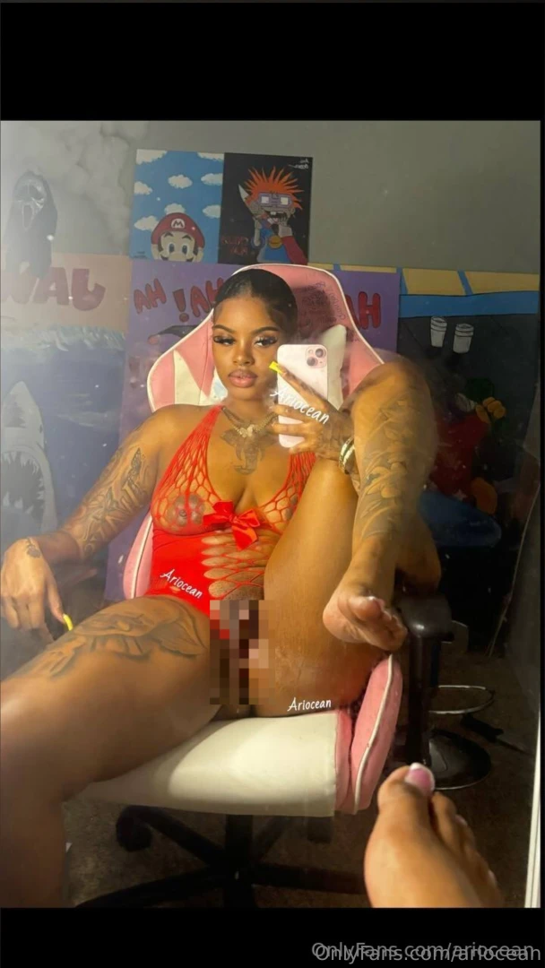 First fan to tip 25 gets my brand new double penetration straight to 