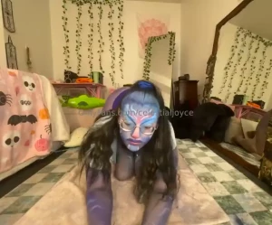 Are u getting excited 4 halloween this avatar wears glasses lol part 3