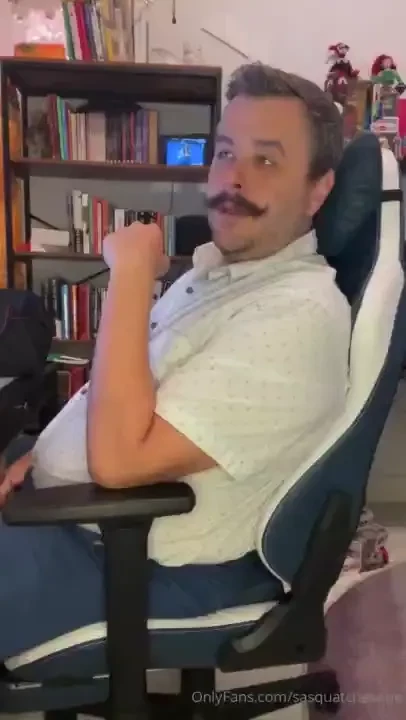 Looks like you caught dad workin why don t you help him out 