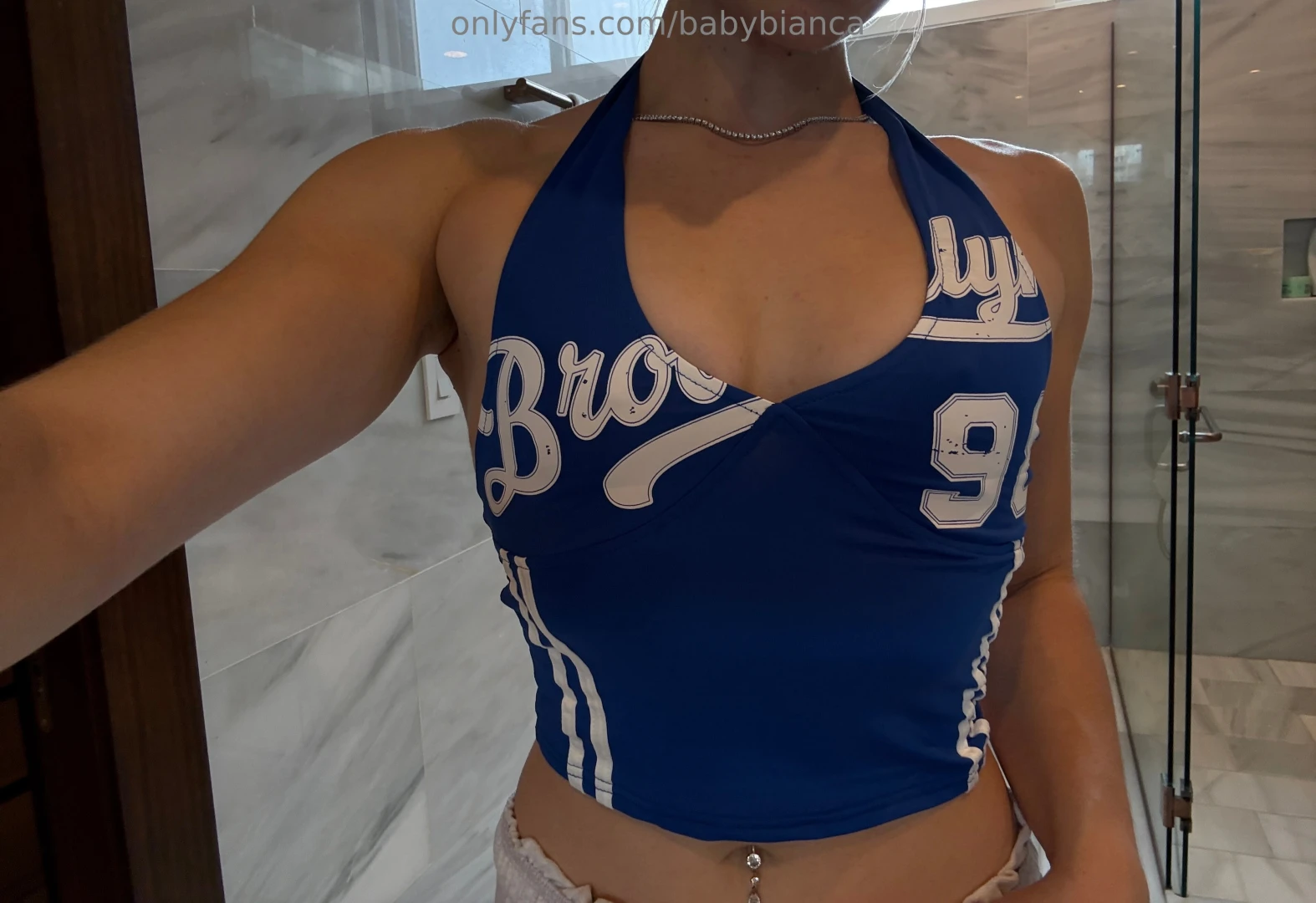 What shirt should i wear today 