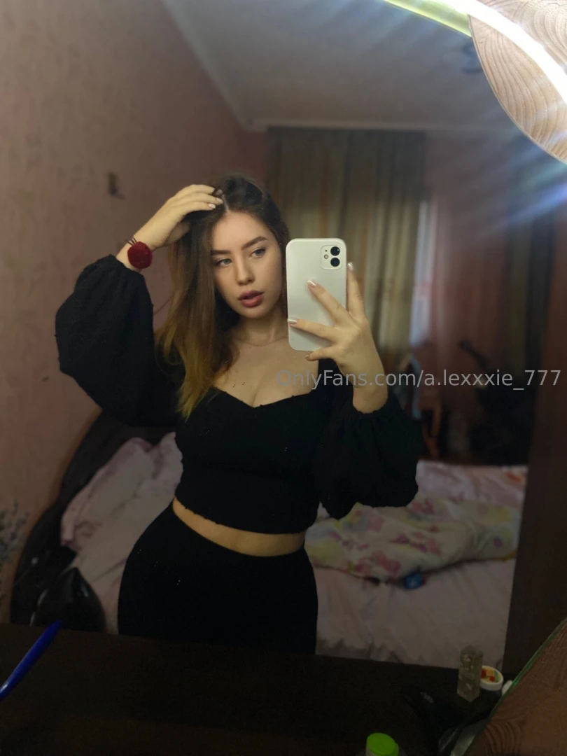 Kisses all over your body would drive you crazy 