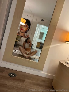 I m in dms for an hour tip to chat