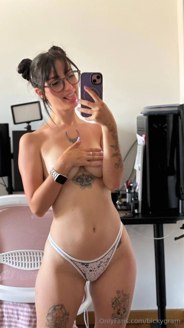 Ecco come vorrei stare tutto il giorno quale dei due lati ti fa 