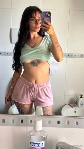 Pov torni da lavoro e mi trovi con questo outfit e molto eccitata che part 1