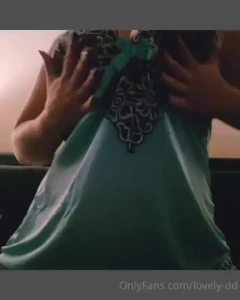 Seducing you like the naughty milf i am you can t resist my squishy