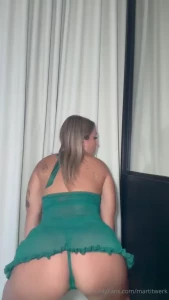 Voglio rendervi un bel mercoled con questo video qui nel feed spero di
