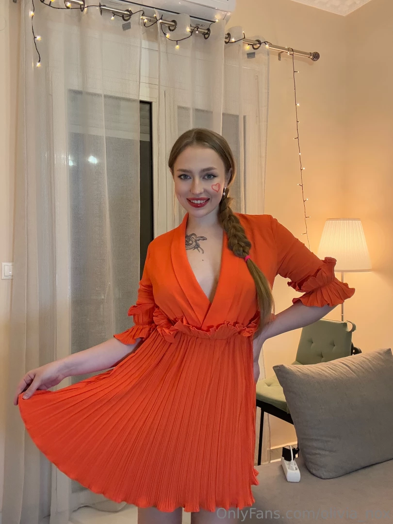 I love this dress i feel so free and free-spirited in it it reveals me 