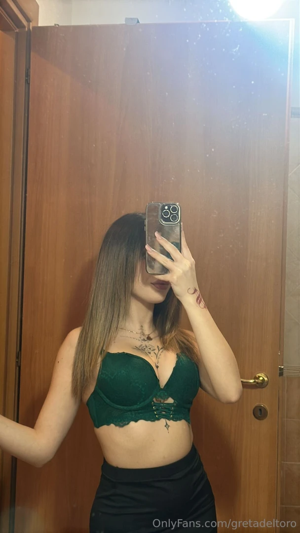 Sono tornata da adesso sono online voglio recuperare tutto il tempo 