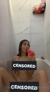 Shower bundle come watch me play with my pretty little pussy in the part 1