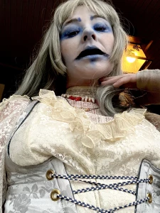 Happy halloween uglies i want to do a slutty photoset in this ghoul