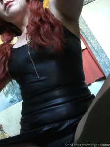 I m live right now stop by for some 420 tea and wet pussy