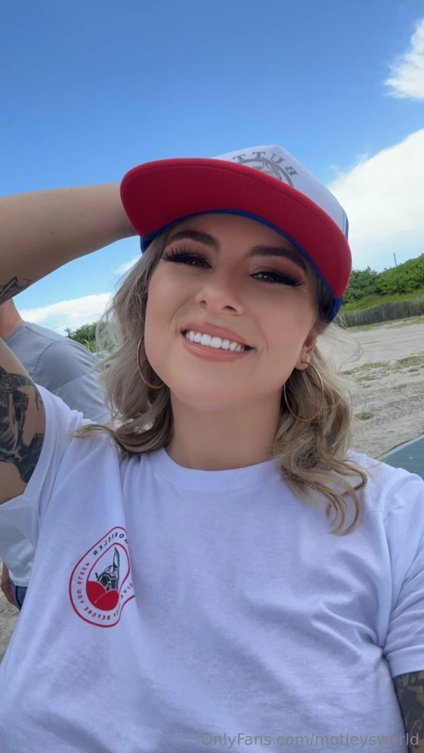 Never hesitate of being your true self 