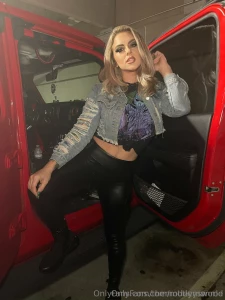 Is red your favorite color part 4