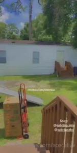 It starts now lol i would do a show in the uhaul buuuuut it s hot as