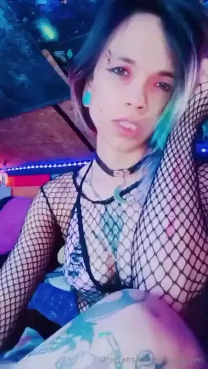 I promise i m not too spooky 