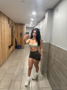 You walk into the posing room and this is what you see what do you do