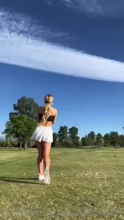 Girls that golf are top tier i said what i said 