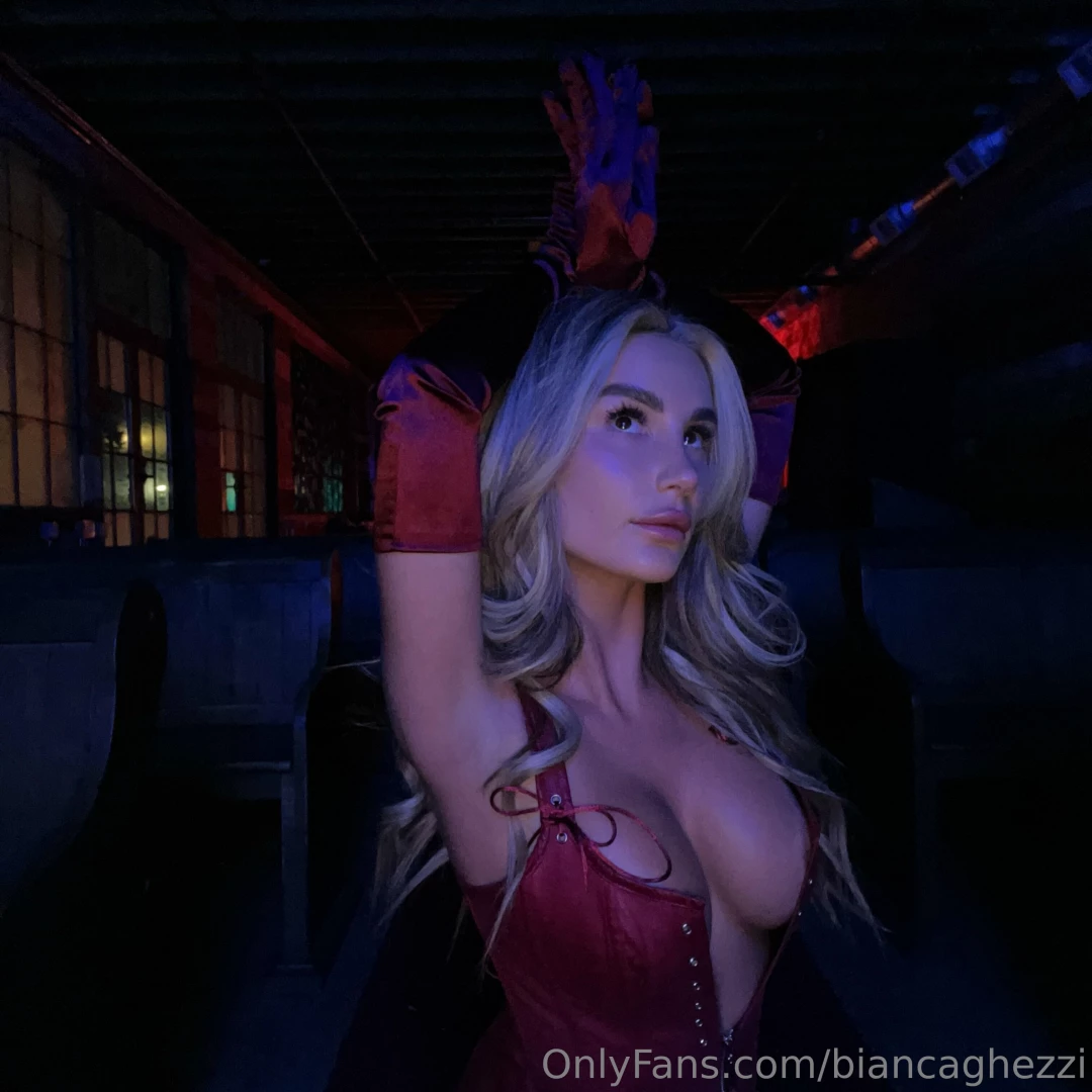 What should i be for halloween i can t decide 