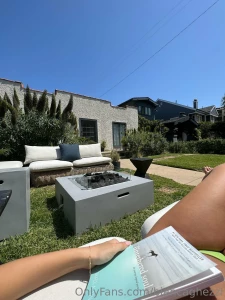 Today doesnt suck but wish i had some company